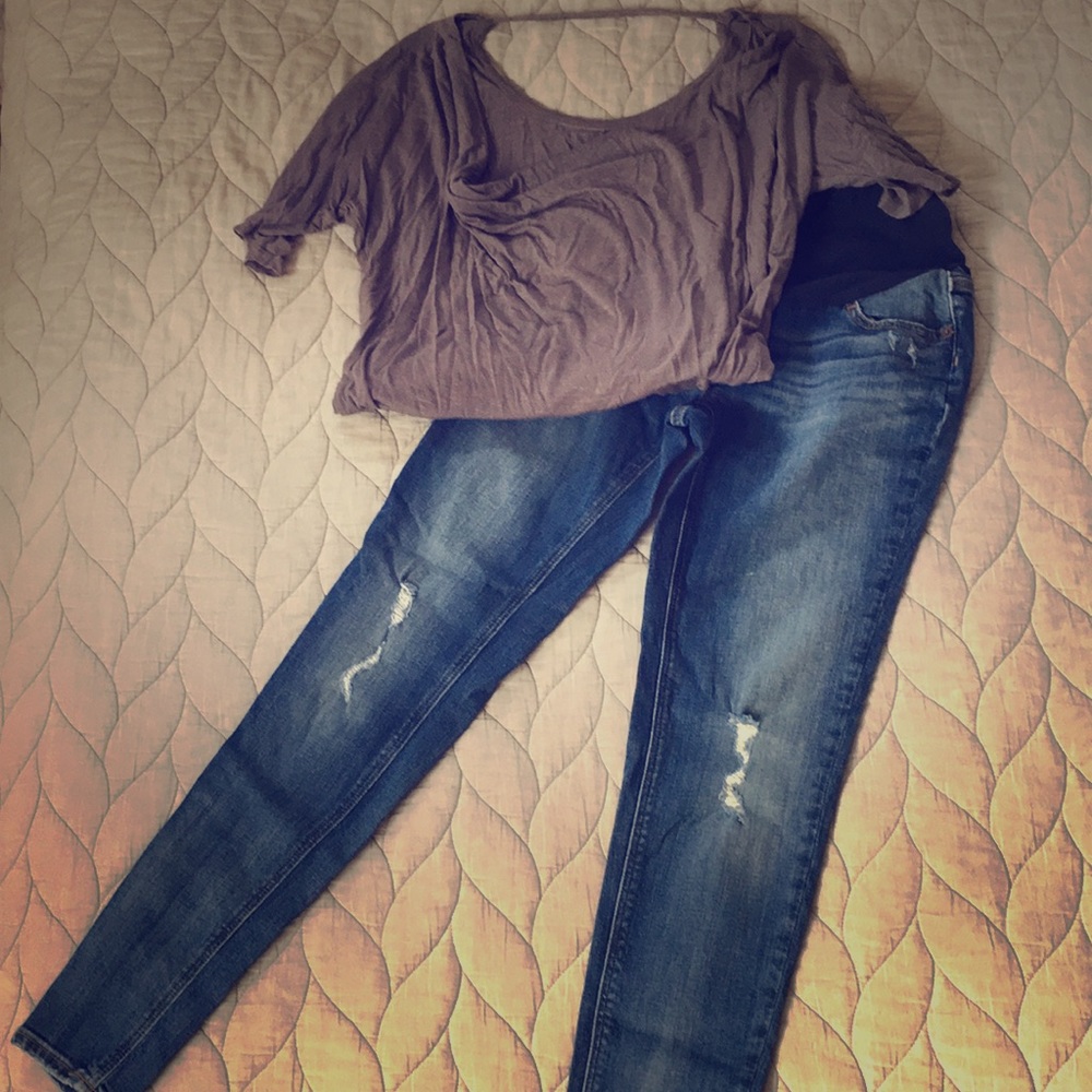 A Pea in the Pod Maternity - Skinny Jeans and Top